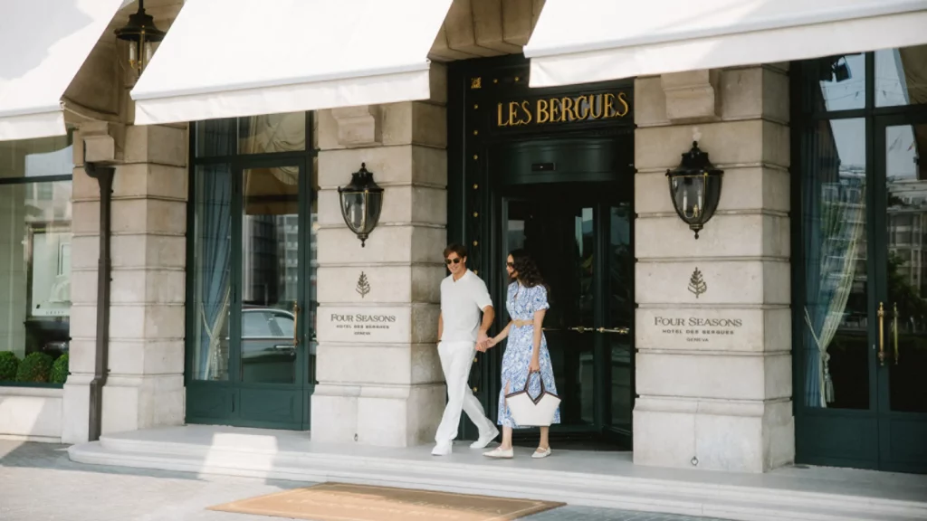 Entry at Four Seasons Hôtel des Bergues Geneva