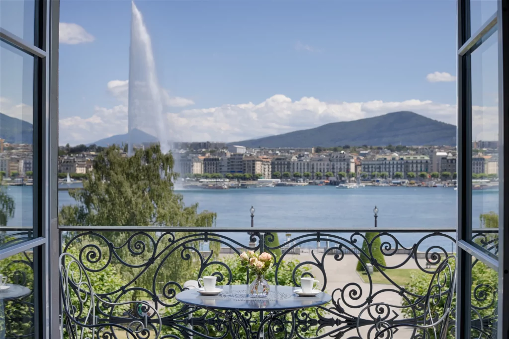 Heritage Suite overlooking Lake Geneva at Beau-Rivage Genève
